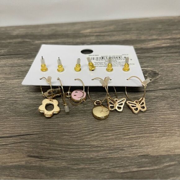 Gold Butterfly Flower Pearl Pink Smiley Hoop & Stud Earrings Set - Picture 3 of 3
